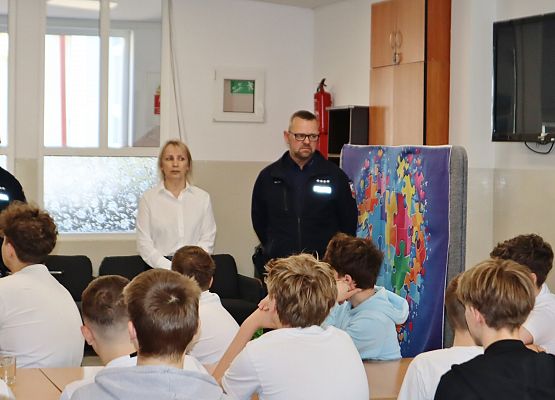 Spotkanie z policjantami w SP w Redkowicach 2026r.