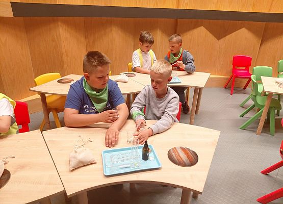 Klasa 2 z Redkowic w Centrum Nauki Experyment w Gdyni.