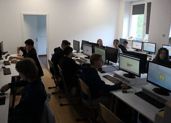 Grafika 18: Finał IV Wojewódzkiego Konkursu Matematycznego Mathman