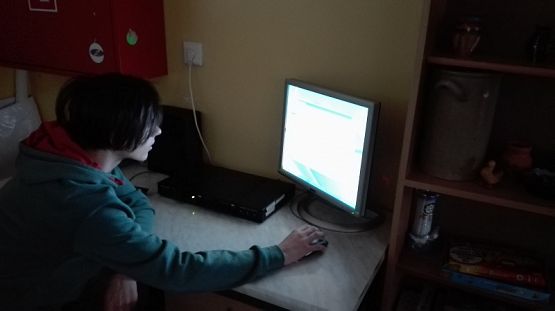 Grafika #2: Panowie z Samorządu Uczniowskiego pamiętali o Dniu Kobiet