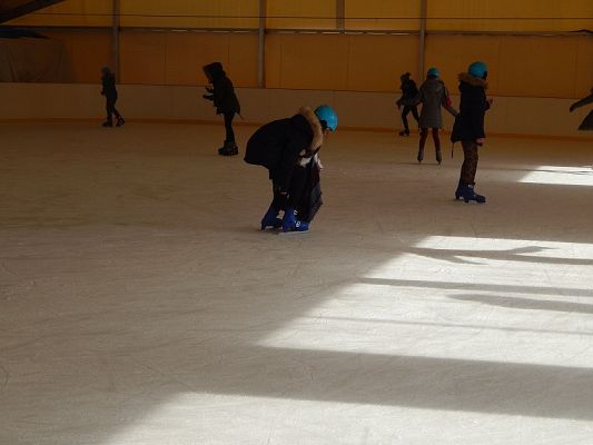 Grafika #14: Wyjazd integracyjny klasy VII na lodowisko do Łeby