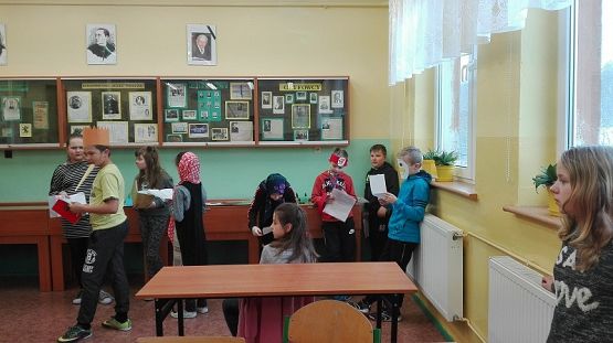 Grafika #24: Zabawa w teatr na lekcji języka polskiego