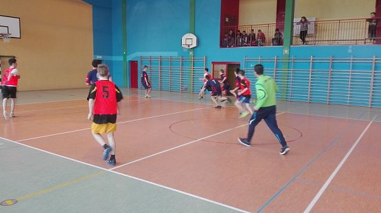 Grafika #1: Koszykówka chłopców