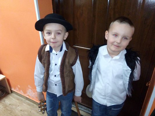 Grafika #3: Przegląd Kolęd i Pastorałek pt. "Maleńka przyszła miłość" dla dzieci pięcio i sześcioletnich.