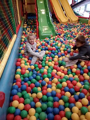 Grafika #1: Mikołajkowa niespodzianka