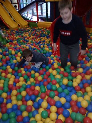 Grafika #2: Mikołajkowa niespodzianka