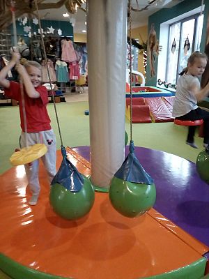 Grafika #8: Mikołajkowa niespodzianka