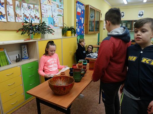  Grafika #3: Teatr na języku polskim w klasie V