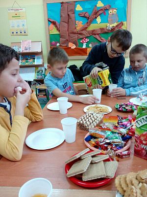 Grafika #9: Andrzejki w klasie III SP