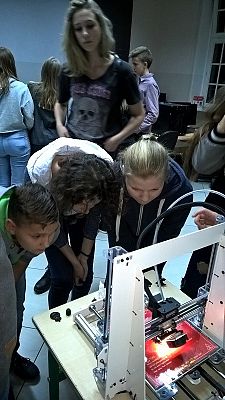  Grafika #27: IV Noc Naukowców pt. NERD NIGHT