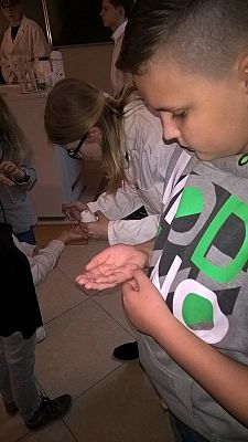  Grafika #11: IV Noc Naukowców pt. NERD NIGHT