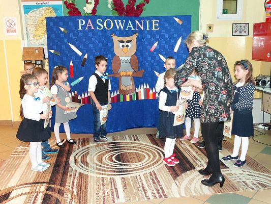  Grafika #25: Pasowanie na przedszkolaka