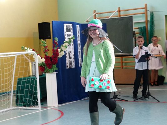  Grafika #18: Dzień Edukacji Narodowej