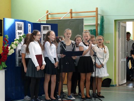  Grafika #28: Dzień Edukacji Narodowej