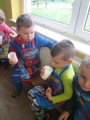 Grafika #21: Kto soki pije ten długo żyje!