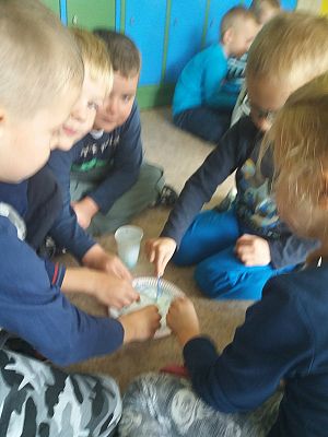  Grafika #4: Kolorowe eksperymenty