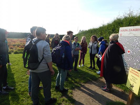  Grafika #3: Wycieczka kl. VII do Łeby