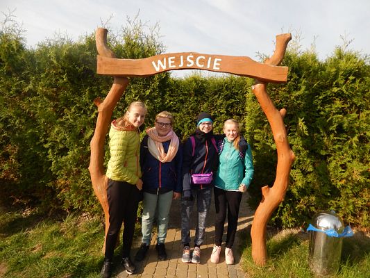  Grafika #7: Wycieczka kl. VII do Łeby