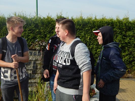  Grafika #18: Wycieczka kl. VII do Łeby