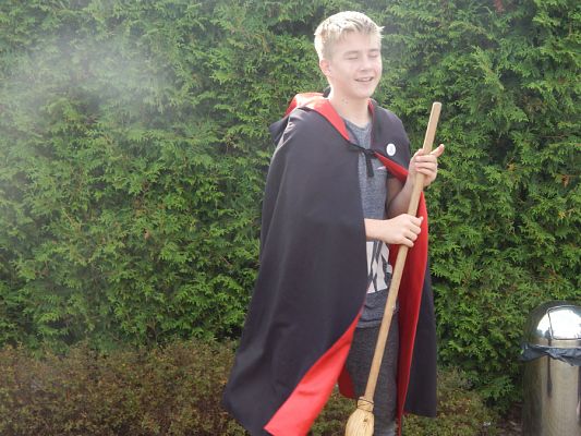  Grafika #19: Wycieczka kl. VII do Łeby