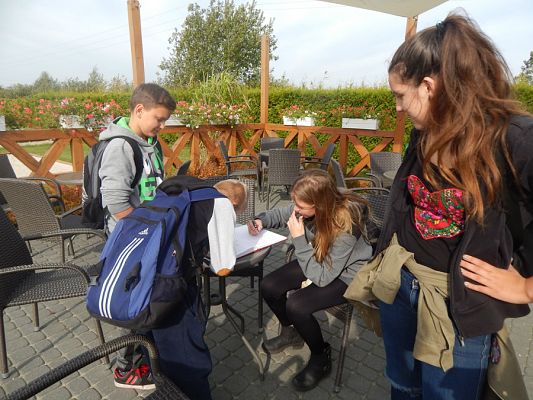  Grafika #22: Wycieczka kl. VII do Łeby