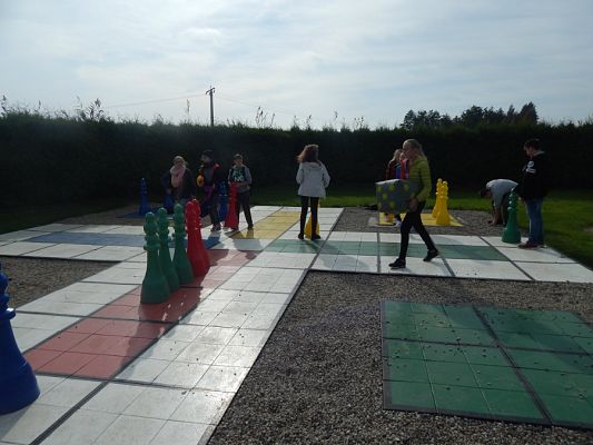  Grafika #25: Wycieczka kl. VII do Łeby