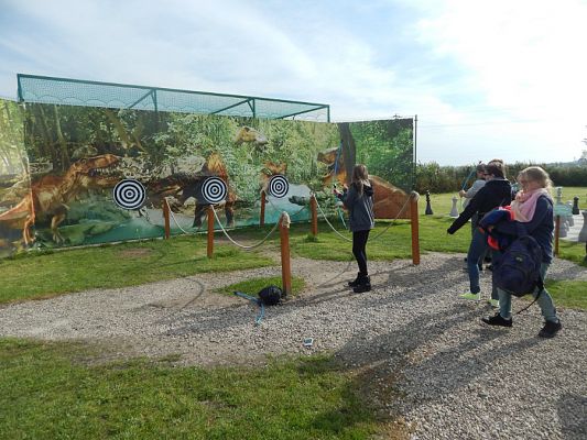  Grafika #31: Wycieczka kl. VII do Łeby