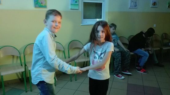  Grafika #25: Dyskoteka szkolna z okazji Dnia Chłopaka