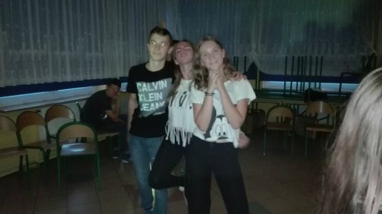  Grafika #27: Dyskoteka szkolna z okazji Dnia Chłopaka