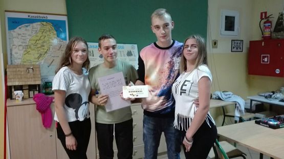  Grafika #31: Dyskoteka szkolna z okazji Dnia Chłopaka