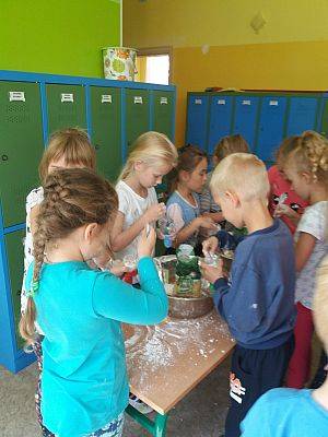 Grafika #6: Kolejne ekperymenty sensoryczne