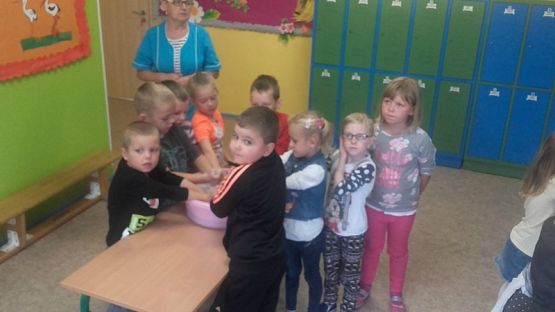  Grafika #2: Zaczarowany świat baniek mydlanych