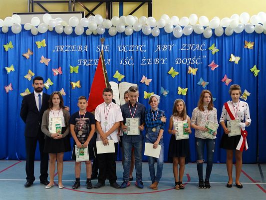  Grafika #16: Zakończenie roku szkolnego 2016/2017