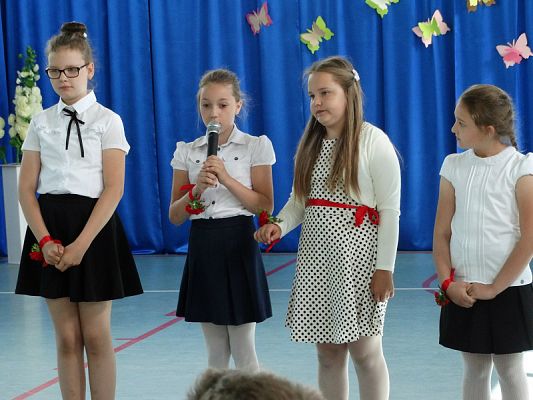  Grafika #15: Zakończenie roku szkolnego klas III a i III b SP