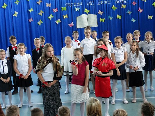  Grafika #34: Zakończenie roku szkolnego klas III a i III b SP