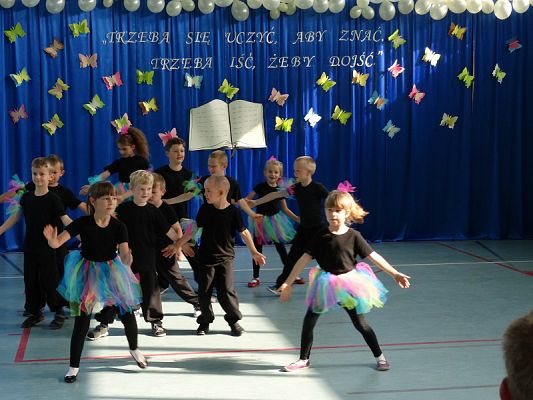 Grafika #9: Zakończenie roku szkolnego w oddziale przedszkolnym 6 - latków