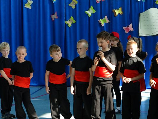 Grafika #15: Zakończenie roku szkolnego w oddziale przedszkolnym 6 - latków