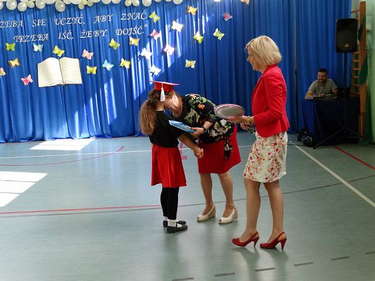 Grafika #23: Zakończenie roku szkolnego w oddziale przedszkolnym 6 - latków