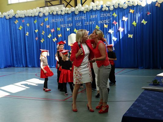 Grafika #29: Zakończenie roku szkolnego w oddziale przedszkolnym 6 - latków