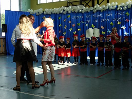 Grafika #31: Zakończenie roku szkolnego w oddziale przedszkolnym 6 - latków