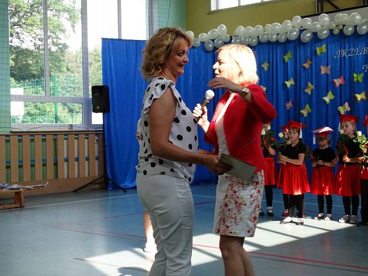 Grafika #35: Zakończenie roku szkolnego w oddziale przedszkolnym 6 - latków