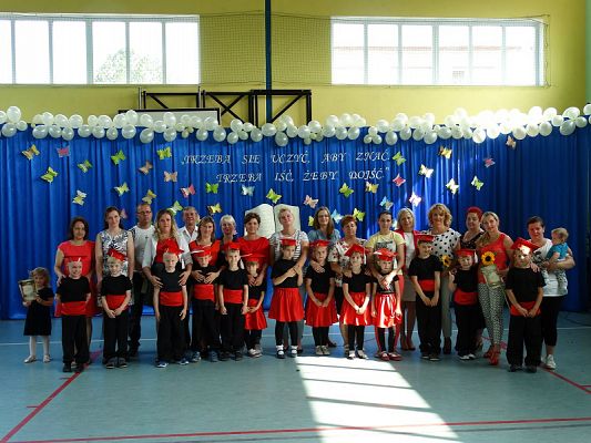 Grafika #0: Zakończenie roku szkolnego w oddziale przedszkolnym 6 - latków