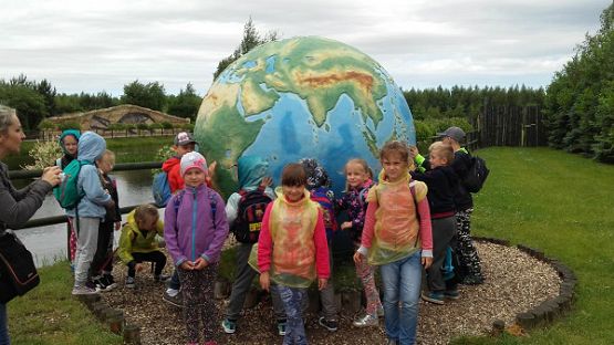  Grafika #17: Wycieczka do Parku Dinozaurów w Łebie