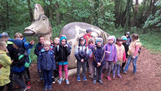  Grafika #19: Wycieczka do Parku Dinozaurów w Łebie