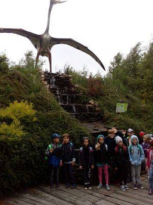  Grafika #50: Wycieczka do Parku Dinozaurów w Łebie