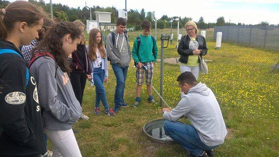Grafika #0: Zwiedzamy Stację Hydrologiczno-Meterologiczną w Łebie