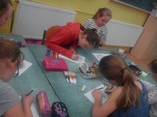  Grafika #2: Zakończenie zajęć naukowo - technicznych z projektu - Naukowy zawrót głowy