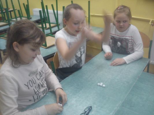  Grafika #19: Zakończenie zajęć naukowo - technicznych z projektu - Naukowy zawrót głowy