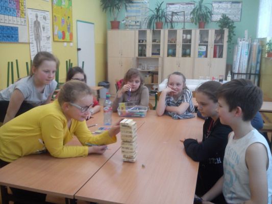  Grafika #22: Zakończenie zajęć naukowo - technicznych z projektu - Naukowy zawrót głowy