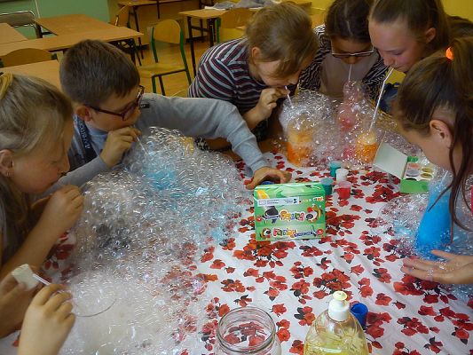  Grafika #34: Zakończenie zajęć naukowo - technicznych z projektu - Naukowy zawrót głowy